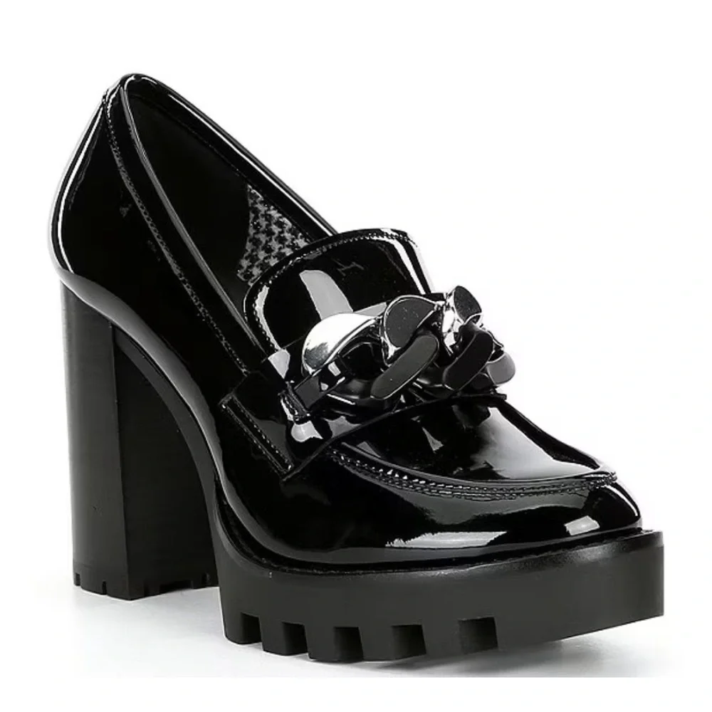 NWOB Antonio Melani Parker Black Platform lug loafers Silver Chain Size 8.5